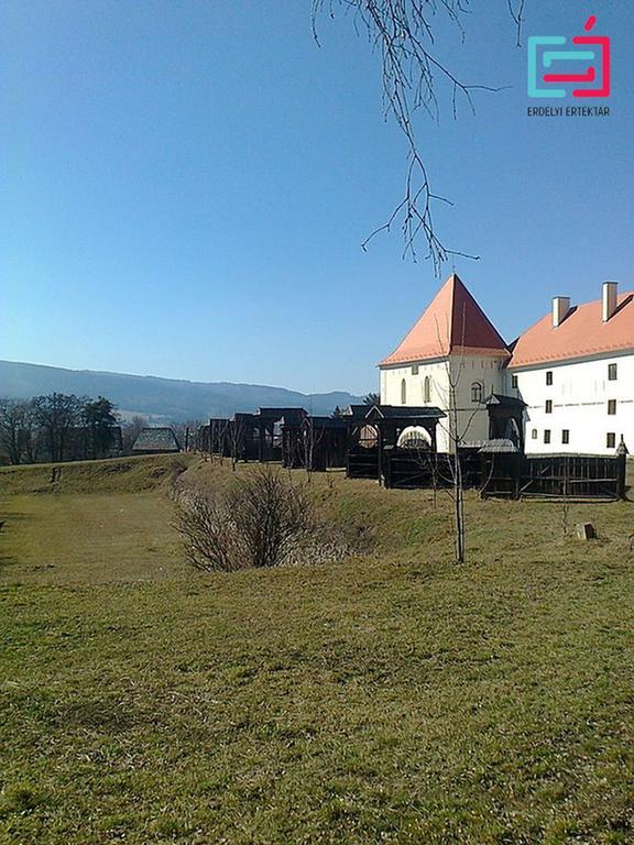 Готель Betty Panzio М'єркуря-Чук Екстер'єр фото